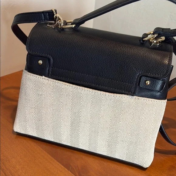 Antonio Milani Black and Cream Handbag - Picture 6 of 11